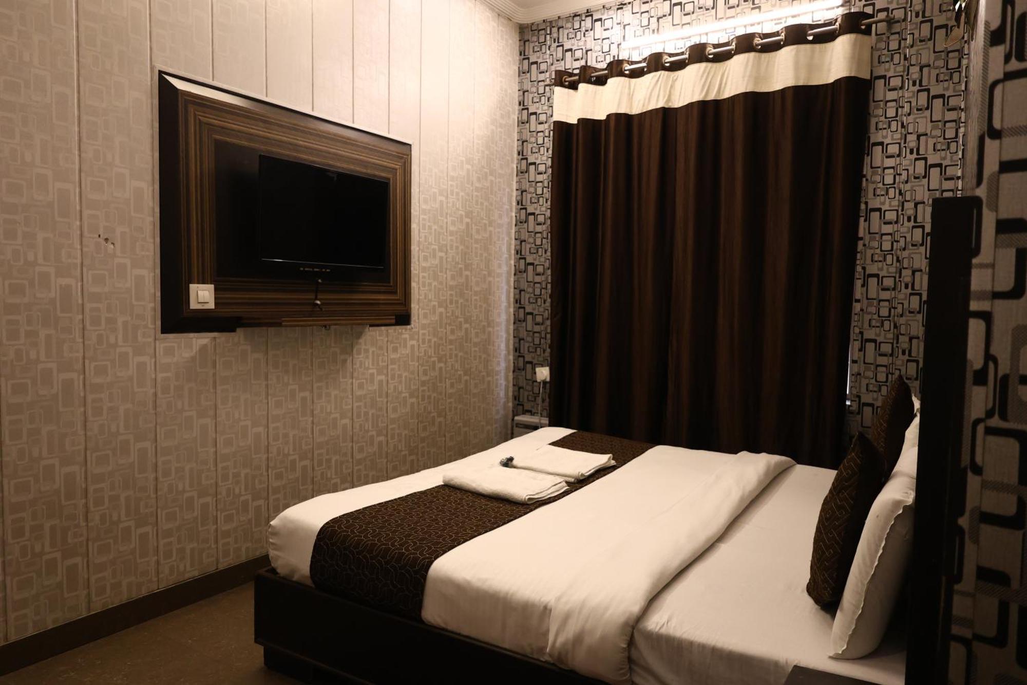 Hotel Pardesi Haridwar Exterior photo