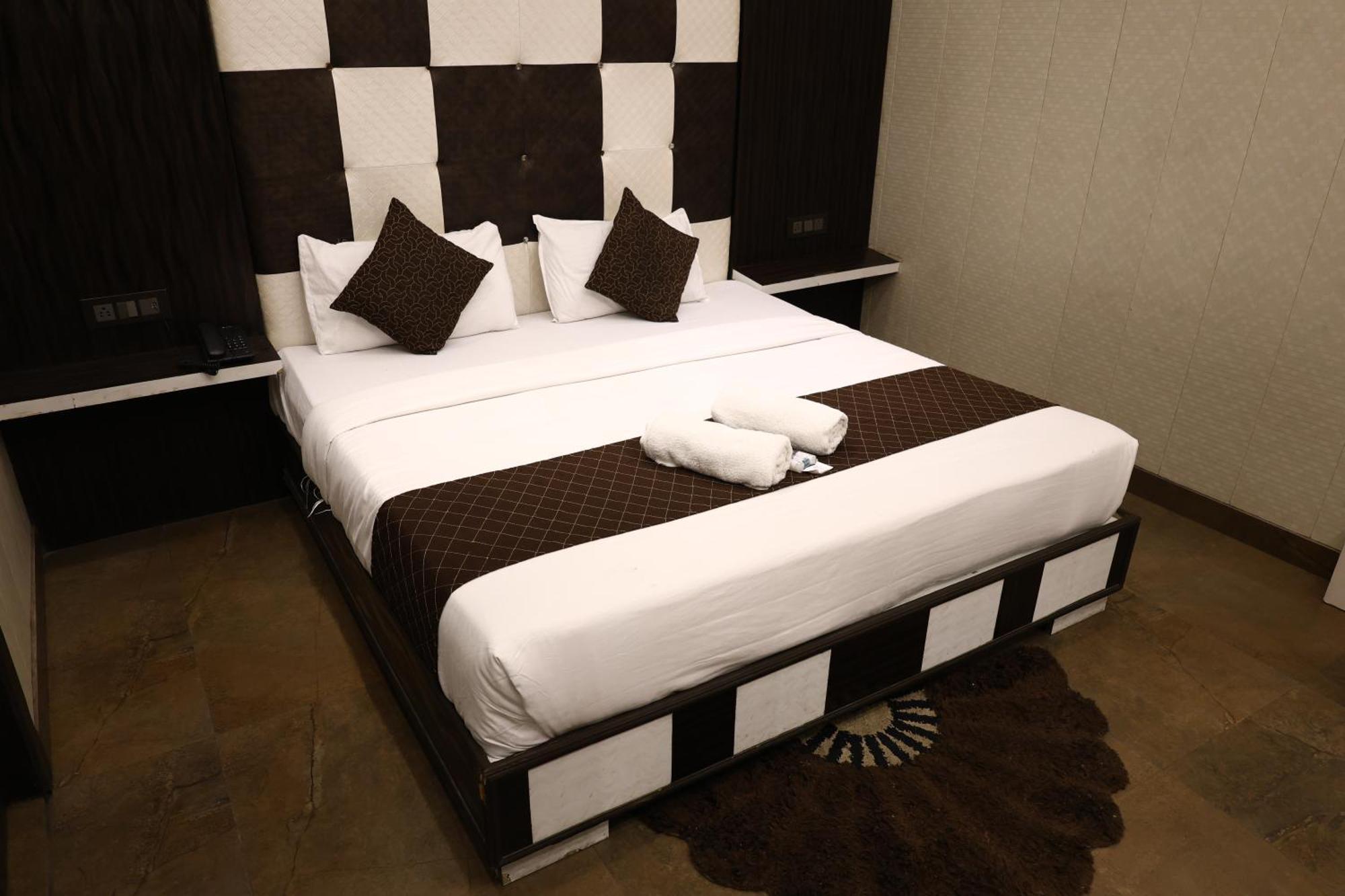 Hotel Pardesi Haridwar Exterior photo