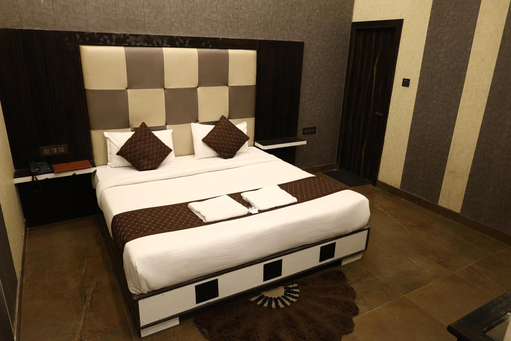 Hotel Pardesi Haridwar Exterior photo